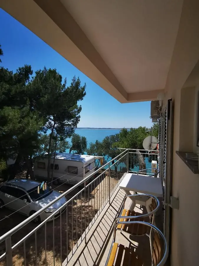 Apartments And Rooms Kod Mate Tribanj-Kruscica
