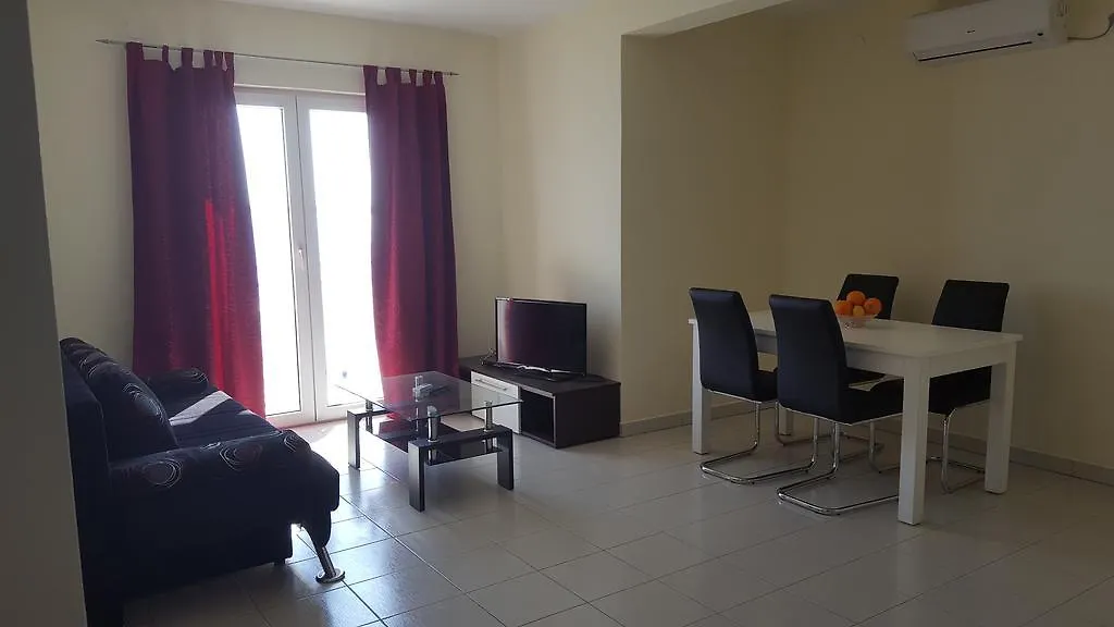 Apartments And Rooms Kod Mate Tribanj-Kruscica