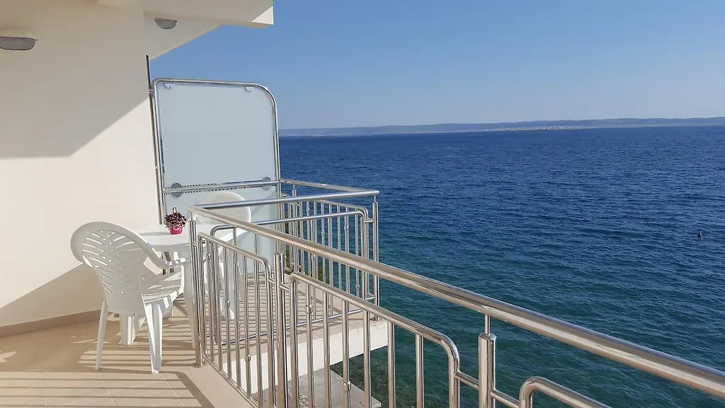 Apartments And Rooms Kod Mate Tribanj-Kruscica 0*,
